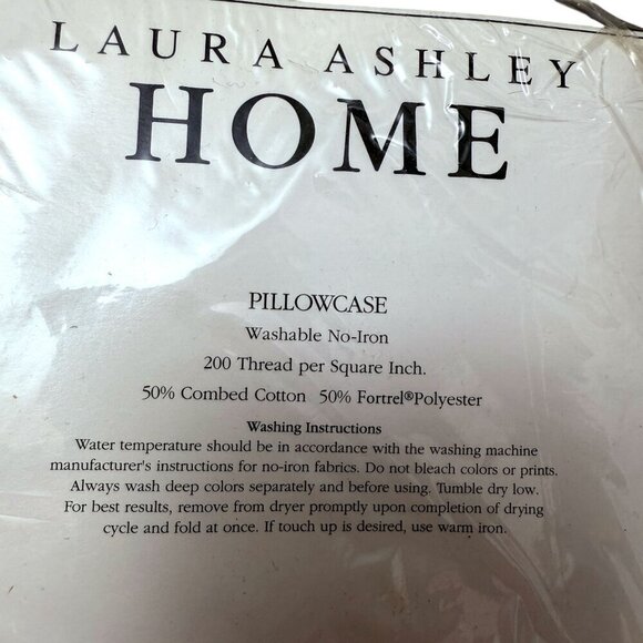 Laura Ashley Pillowcase King Size One Sham Purple Floral Cotton Blend New - Picture 4 of 7